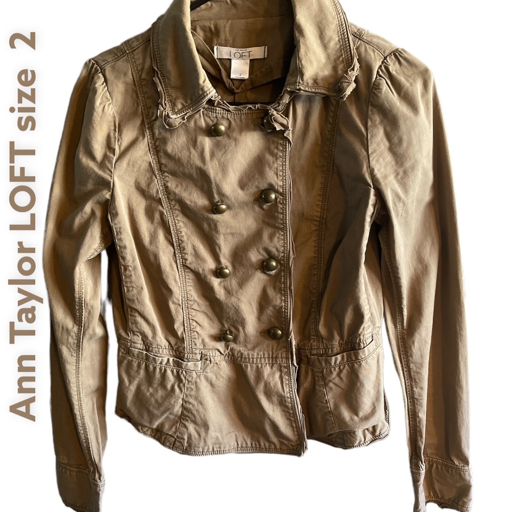 Ann Taylor LOFT Feminine Military Jacket Camel color size 2
